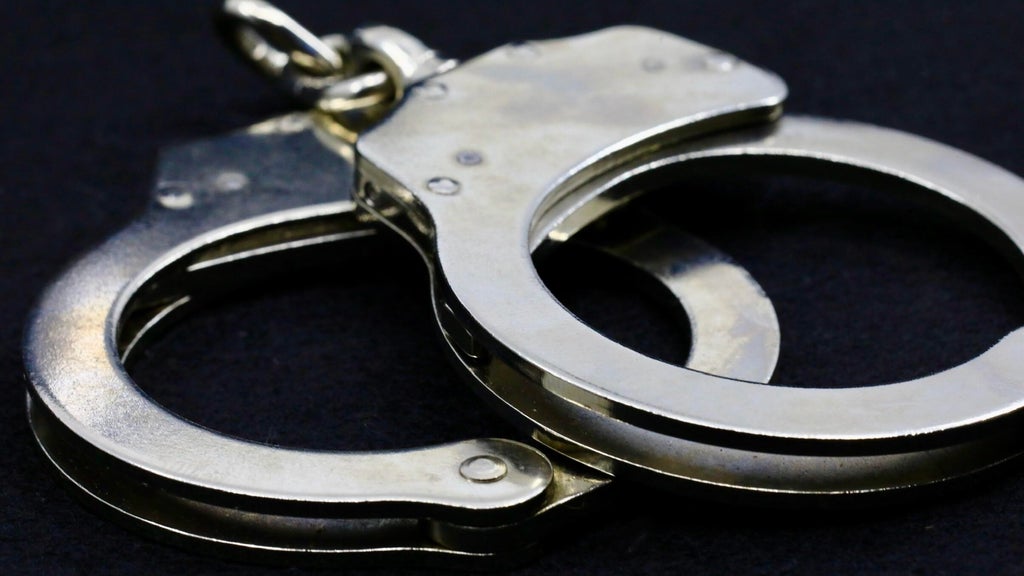 2 San José police officers arrested, accused of tampering with evidence — Mountain View Community news
