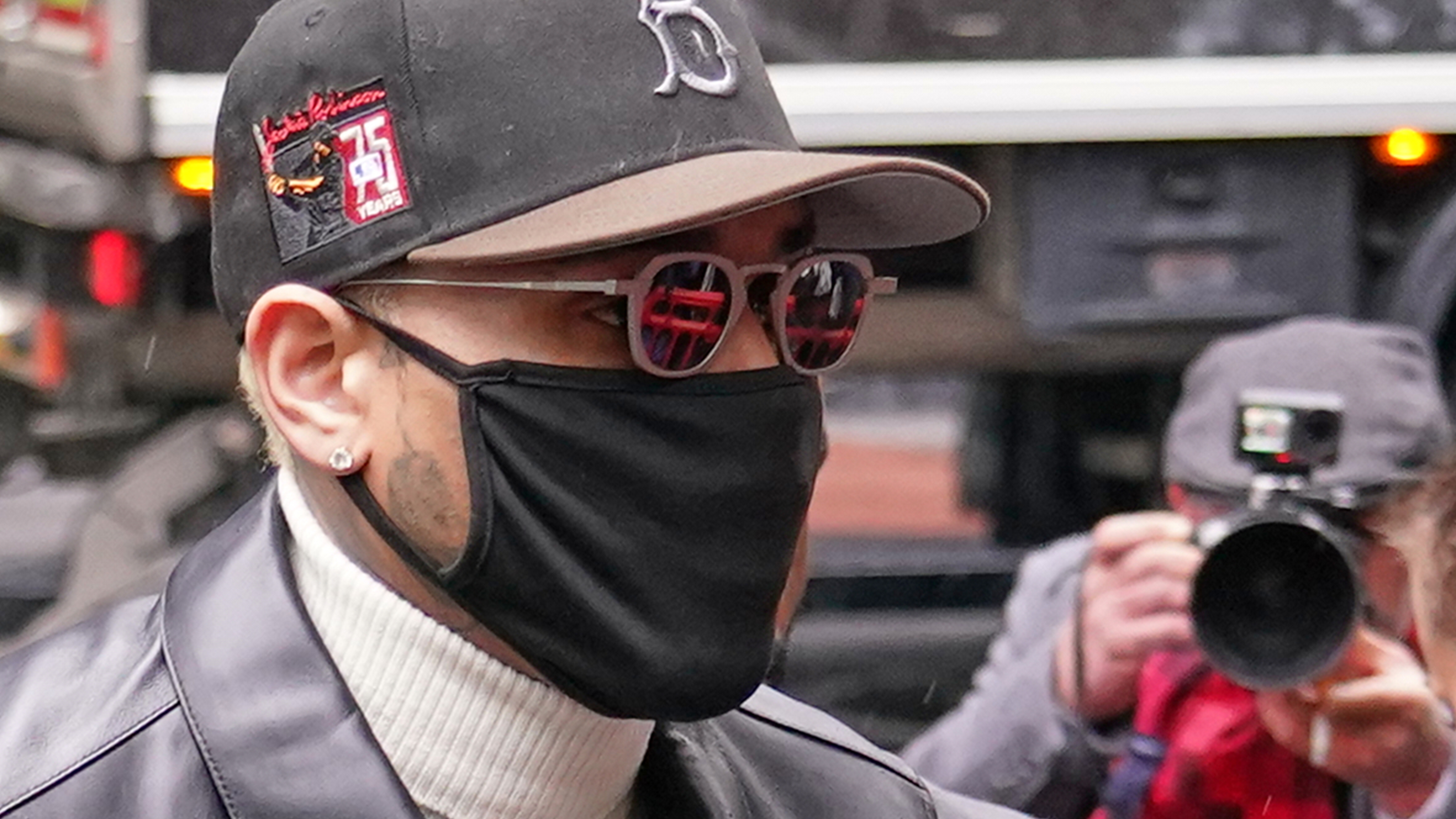 Chris Brown avoids prison time for brawling at a London nightclub

       — ABC 7 Bay Area, Mountain View Community news