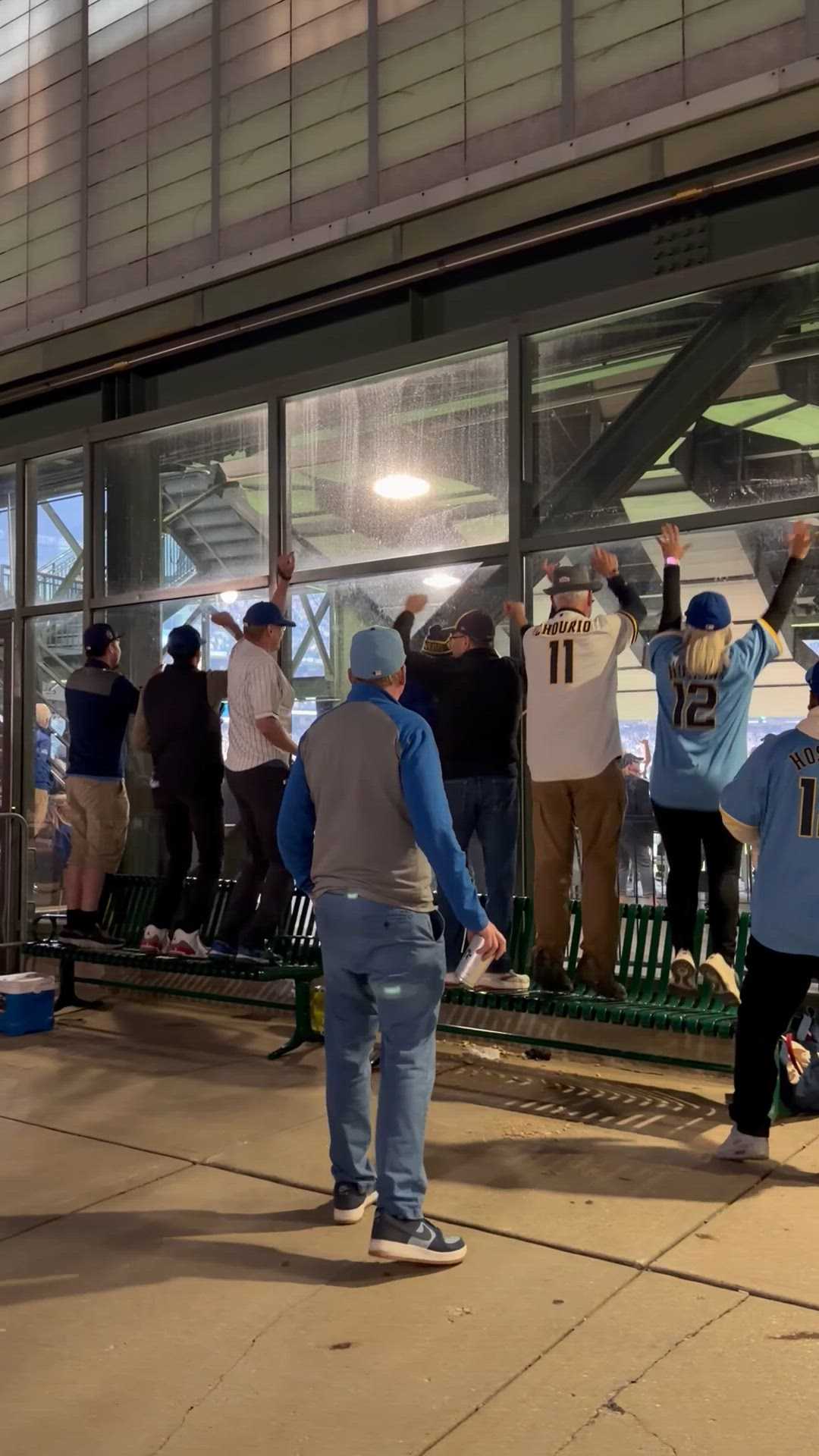 Brewers fans continue to watch World Series through stadium windows at American Family Field — WISN 12 Milwaukee, Mountain View Sports news