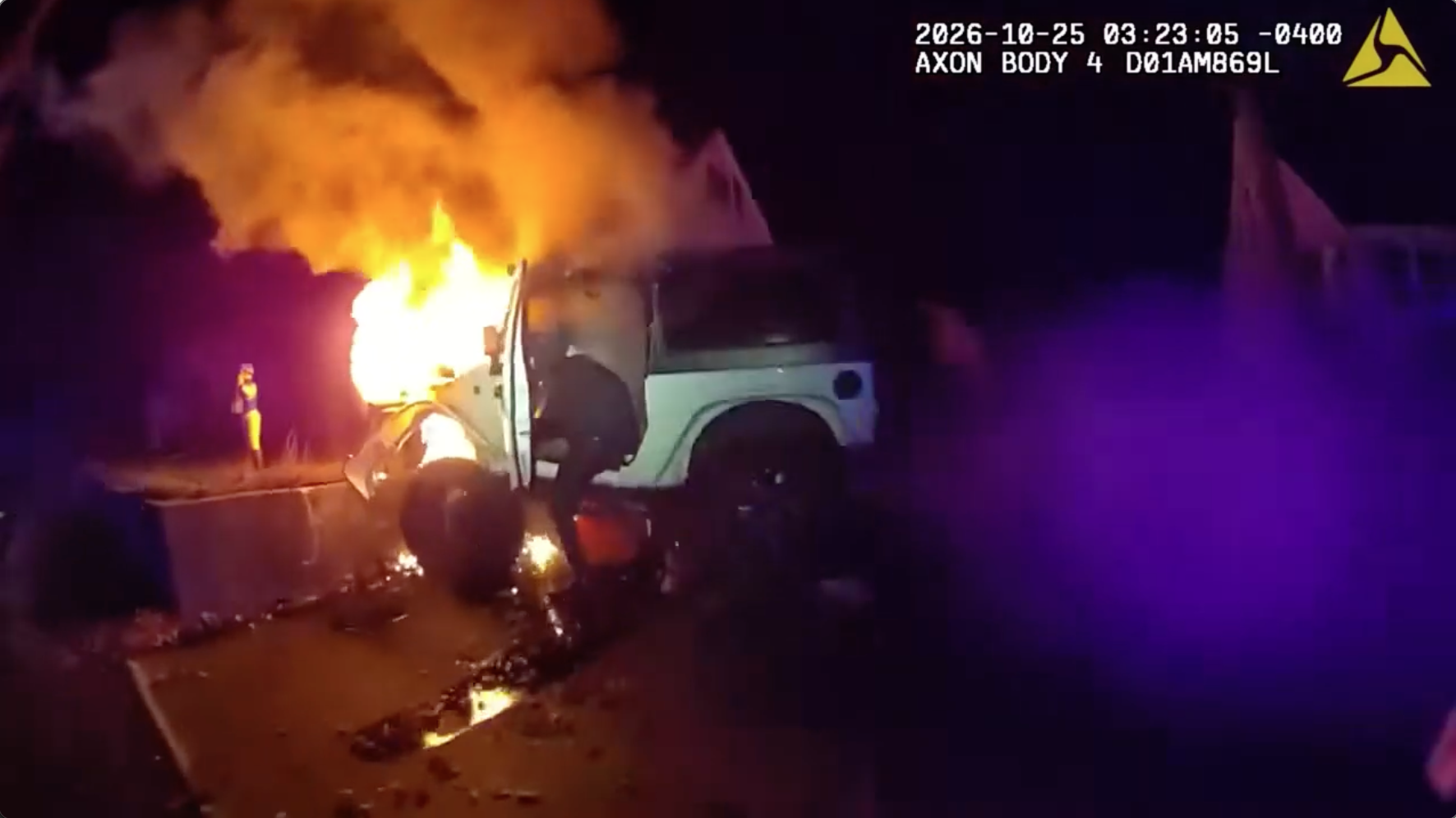 Bodycam video shows police rescuing man from burning Jeep after crash; driver facing multiple charges — KTVU FOX 2 Bay Area, Mountain View Community news
